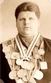 Владимир Голованов