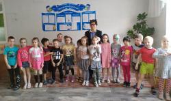Познавательно-игровая программа "Мир профессий" 