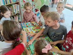 «В Книжном царстве, Книжном государстве»