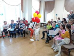 Это наш город, город на заре
