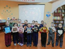 Дарите книги с любовью!