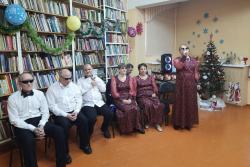 Новогодняя встреча в клубе «У самовара»