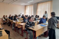 Приходи в библиотеку по «Пушкинской карте»